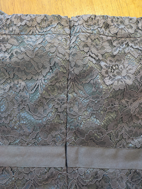 Invisible zip seam Class 8